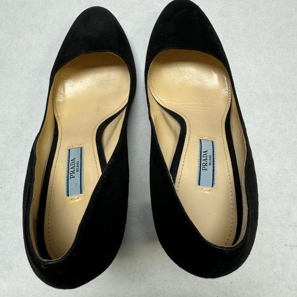 Prada Black Suede Heels, Size 38. Near new and nice!! - Picture 4 of 6
